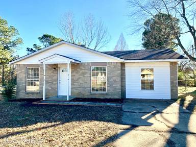 Main picture of 1407 Dana Debbie St