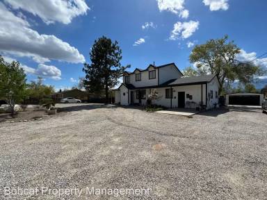 Main picture of 1030 Dresslerville Rd