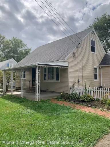 Main picture of 399 N McElroy Rd