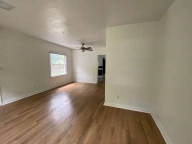 Main picture of 2717 NW 1st Ave