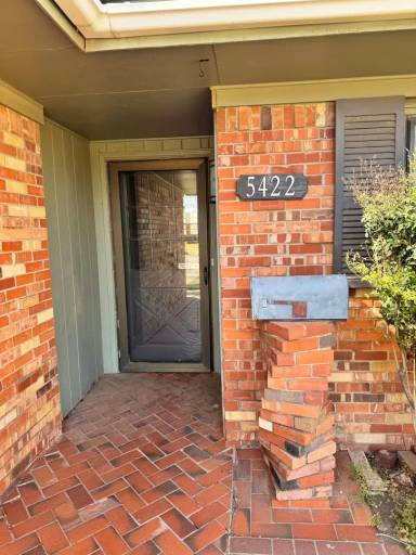 Main picture of 5422 33rd St
