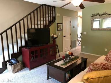 Main picture of Oakland Townhomes