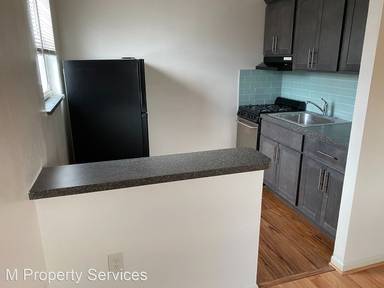 Main picture of 711 Forrest St