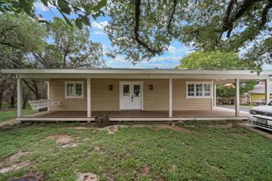 Main picture of 1654 Skyline Dr