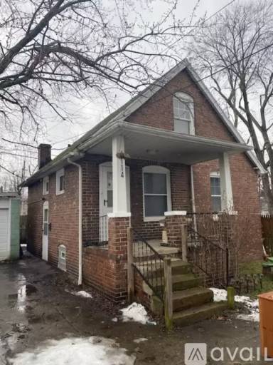 Main picture of 8114 Dorver Ave