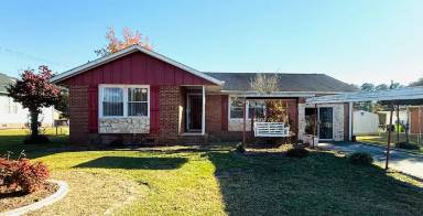 Main picture of 611 Reggie Ct