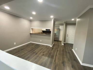Main picture of 700 Bishops Park Dr
