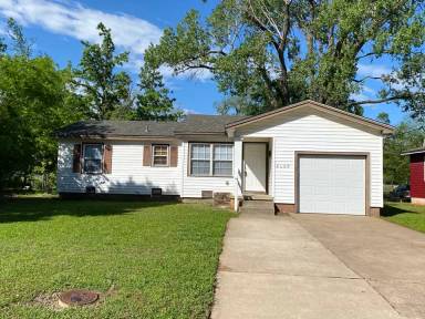 Main picture of 4005 Crabtree Cv