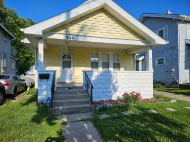 Main picture of 1010 Woodsdale Ave