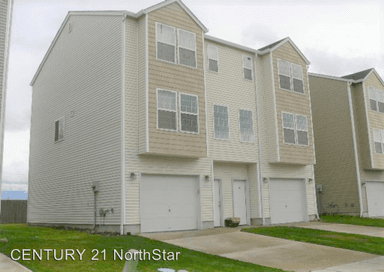 Main picture of 5700 NE 135th Ave