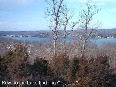 Main picture of 429 Racquet Club Dr