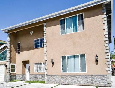 Main picture of 6736 Greenbush Ave