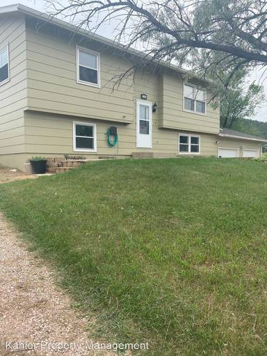 Main picture of 7905 Sunflower St
