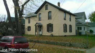 Main picture of 877 Fry St