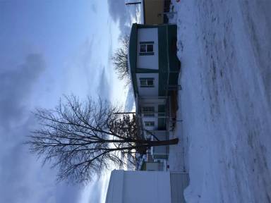 Main picture of 804 Phoenix Ave