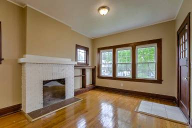 Main picture of 2534 N 48th St