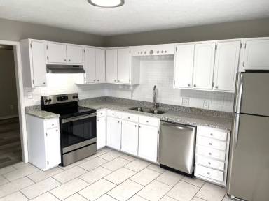 Main picture of 859A Park Pl NE