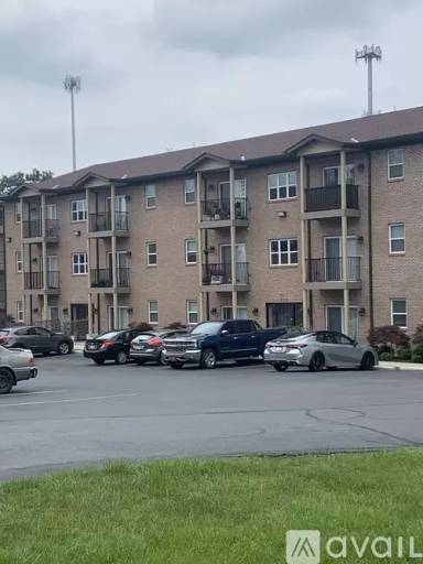Main picture of 728 Ohio Pike