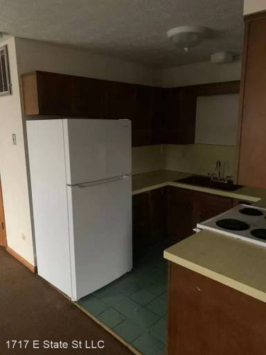 Main picture of 1717 E State St