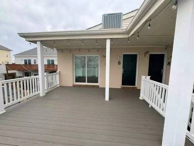 Main picture of 1435 Bayville St