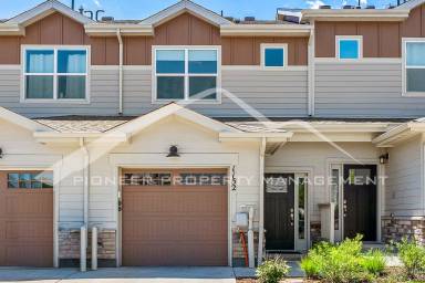 Main picture of 1152 Oak Cir