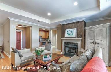 Main picture of 512 N Church St