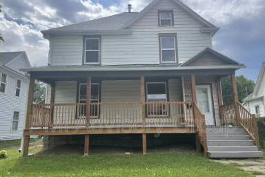 Main picture of 1415 SW Washburn Ave