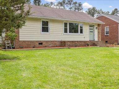 Main picture of 750 Hampton Rd