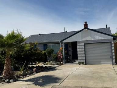 Main picture of 2325 25th Ave