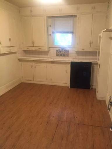 Main picture of 407 Egan St