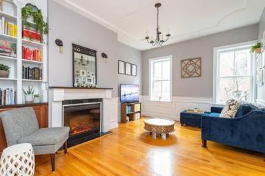 Main picture of 65 Baldwin St