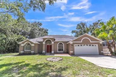 Main picture of 4428 White Oak Cir