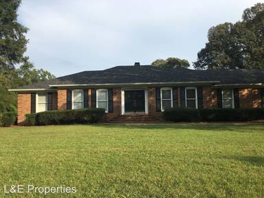 Main picture of 5501 Marengo Cir