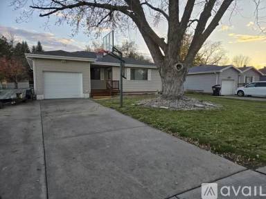 Main picture of 237 Hackberry Dr