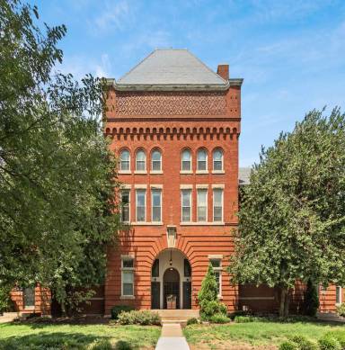 Main picture of 1426 E Capitol St NE