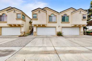Main picture of 3294 W Orange Ave