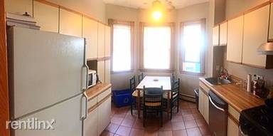 Main picture of 199 Summer St