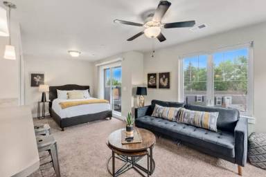 Main picture of 239 Urban Prairie St