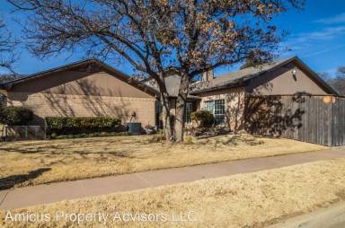 Main picture of 5520 93rd St