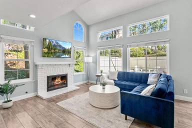 Main picture of 11 Wild Horse Loop