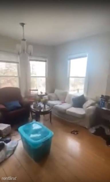 Main picture of 1516 Commonwealth Ave