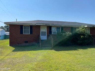 Main picture of 1725 Cumberland Dr