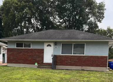 Main picture of 765 Stockbridge Rd