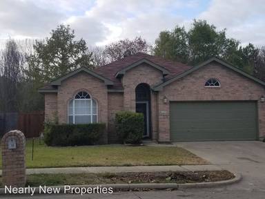 Main picture of 1001 Mill Spring Dr