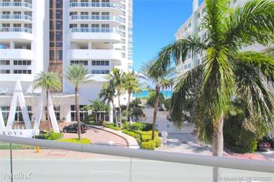 Main picture of 6348 Collins Ave
