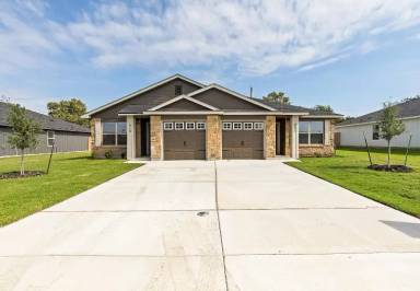 Main picture of 522 Campus St