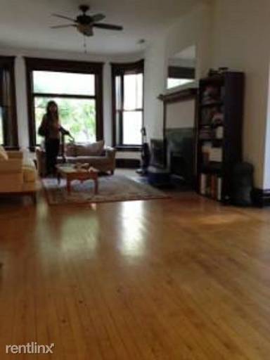 Main picture of 2113 W Concord Pl