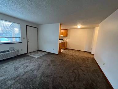 Main picture of 405 N 4th St