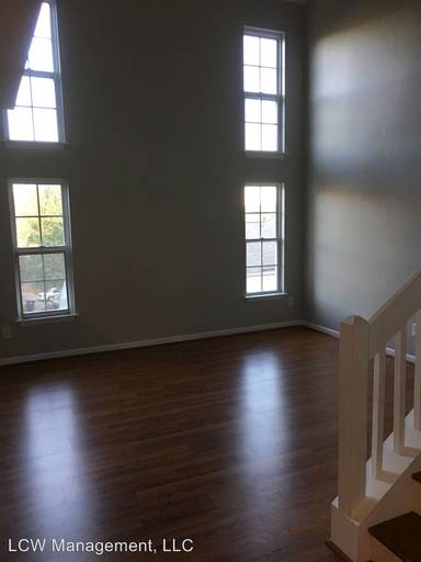 Main picture of 514 Oxford St