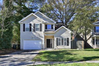 Main picture of 2841 Lens Ave